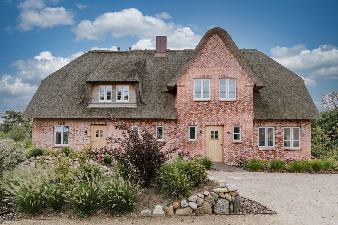 Ganze Wohnung, Moderner Ferienhausteil mit Sauna, Garten und außergewöhnlichem Landschaftsblick in Alkersum, Föhr