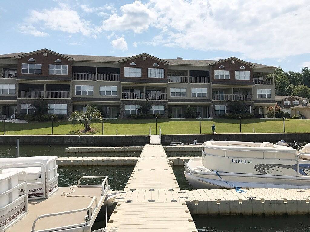 Ganze Wohnung, Es ist Zeit für Auburn Football! Buchen Sie jetzt . Schlaf 6 in Alexander City, Lake Martin