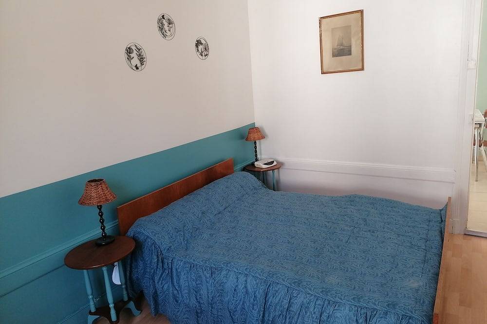 Entire apartment, Small, peaceful apartment in Saint-Claude (Jura), Parc naturel régional du Haut-Jura