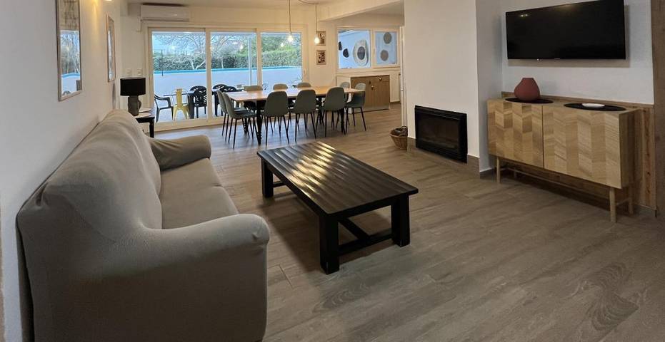 Casa de vacaciones para 10 personas, con piscina y jardín, Se admiten mascotas en Provincia de Badajoz