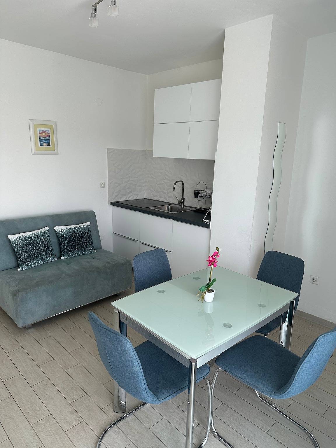 Ganze Ferienwohnung, Residenz Benni 3 mit beheiztem grossem  Pool in Medulin Stadt, Medulin