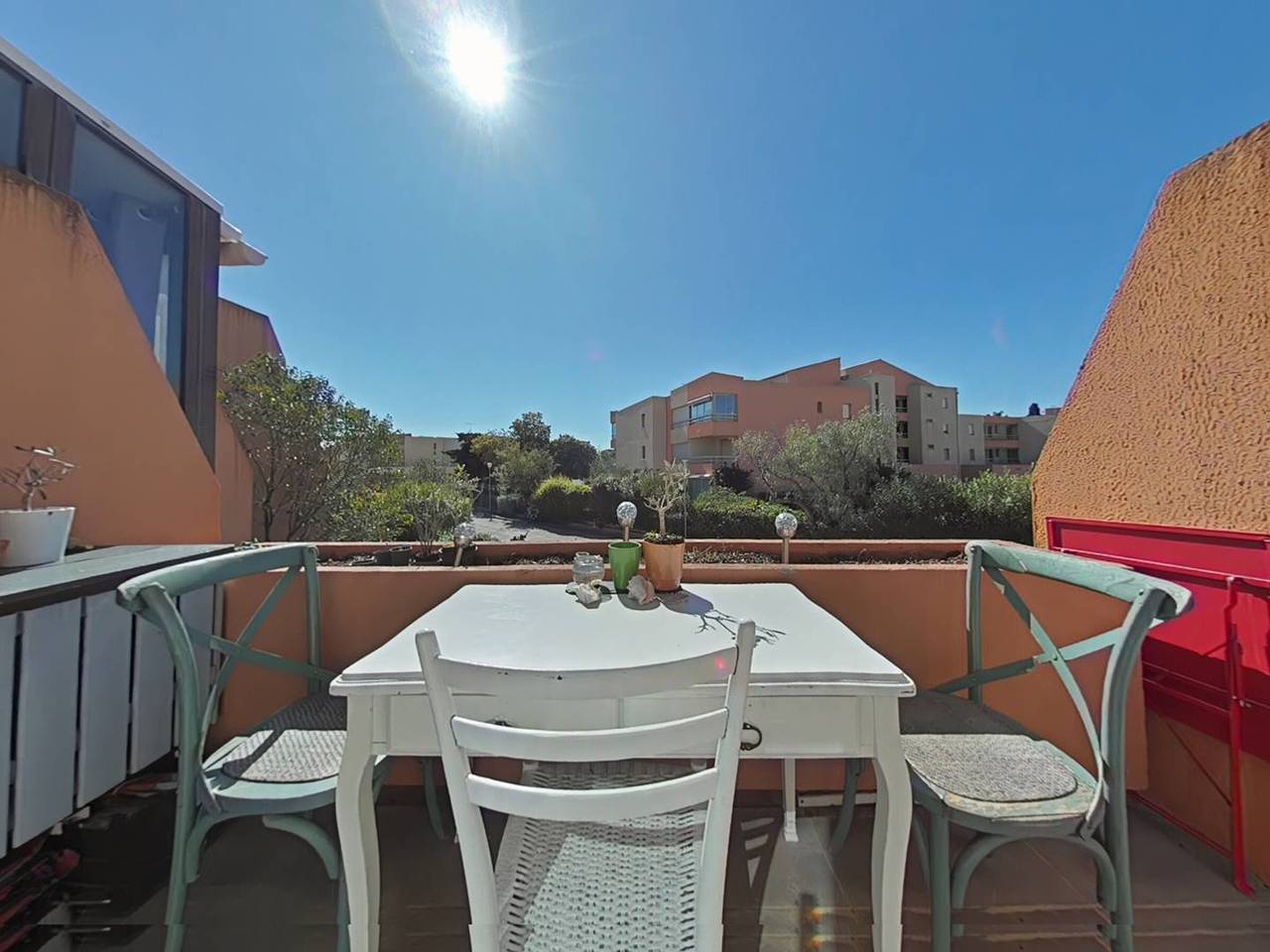 Appartement De Vacances pour 4 Personnes dans La Londe-les-Maures, Région de Toulon