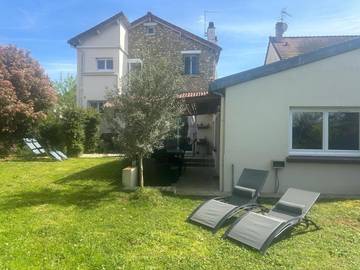 Maison d’hôte pour 3 personnes, avec vue ainsi que terrasse et jardin à Eaubonne