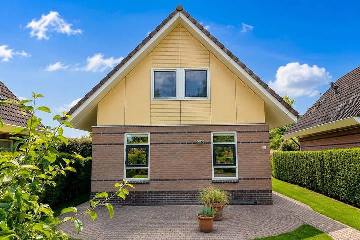 Bungalow für 6 Personen, mit Sauna und Garten in Medemblik