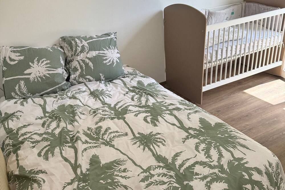 The house of happiness in Saint-Florent-des-Bois, La Roche-sur-Yon und Umgebung