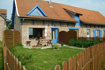 Gîte pour 4 personnes, avec jardin à Méteren