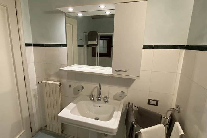 Appartamento intero, Residence dei Frutti-Il Melograno-bright apartment a stone's throw from the squares in Padova, Provincia di Padova