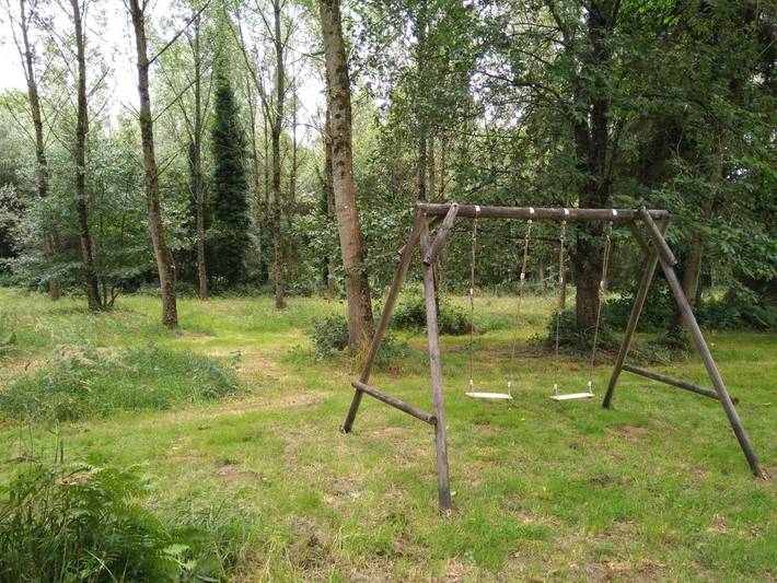 Location de vacances pour 6 personnes, avec piscine ainsi que jardin et vue à Parigné - 4