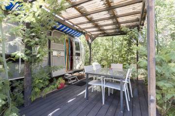 Caravane pour 2 personnes, avec jacuzzi et jardin dans les Pyrénées-Orientales