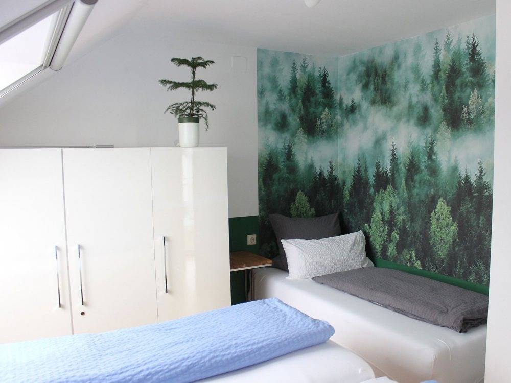 Hermann Ferienwohnung - Ferienzimmer Sonnenseite Dachgeschoss in Wechingen, Bayerisch Schwaben
