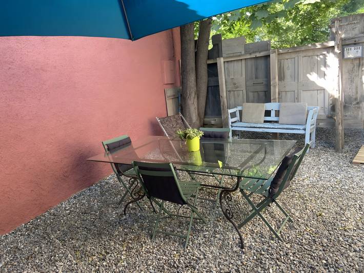 Location de vacances pour 4 personnes, avec jardin dans les Alpes-de-Haute-Provence