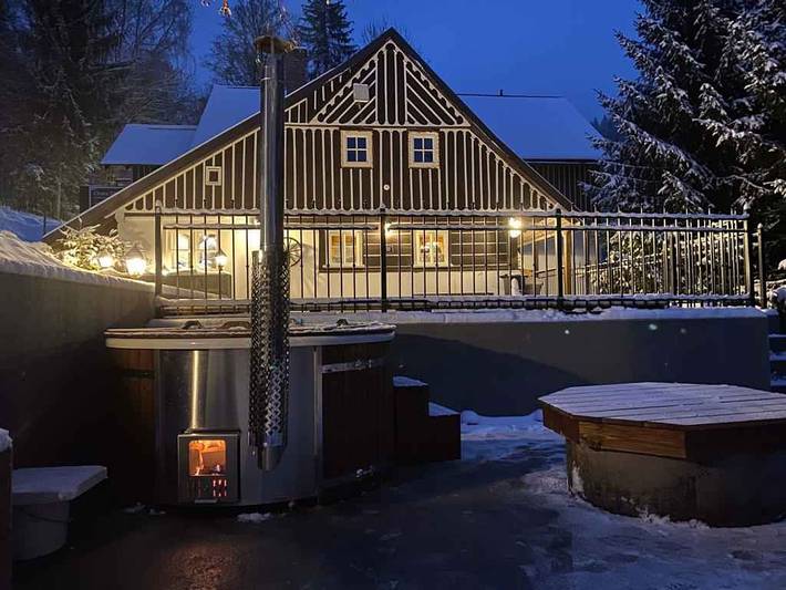 Dom dla 24 osób, z Ogród i Sauna w Czechy