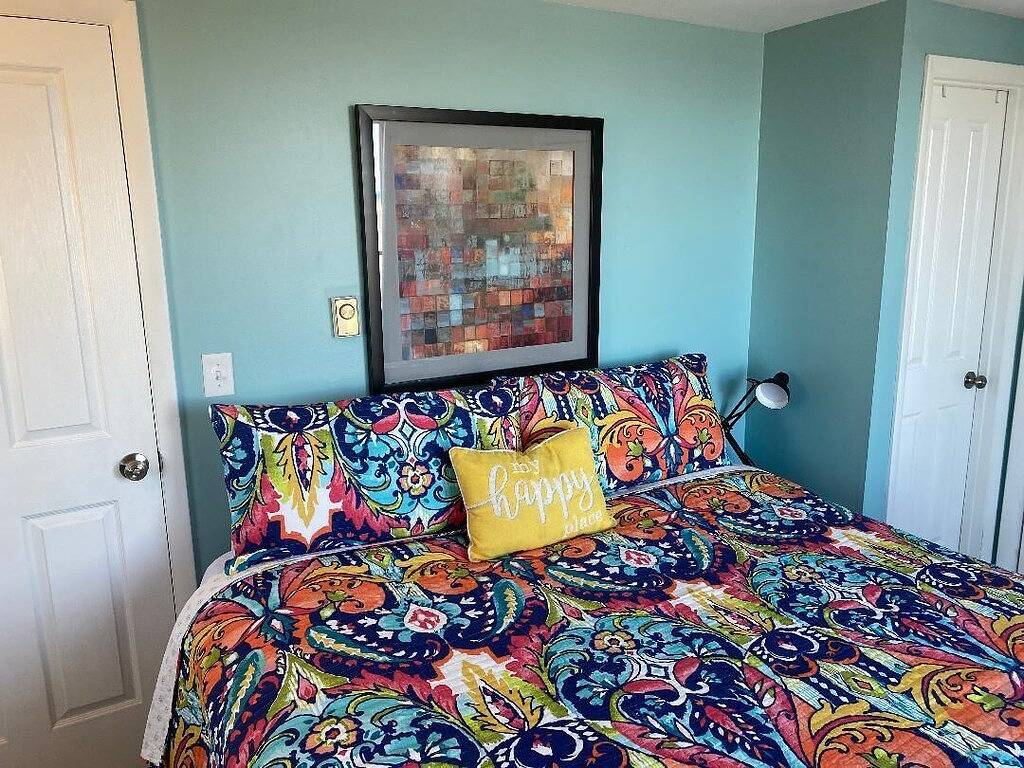 Lakefront 2 bedroom house between Rochester and Niagara Falls, Ny in Ontariosee