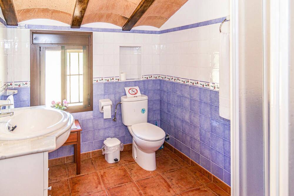 2 bedroom amazing home in El Gastor in El Gastor, White Villages