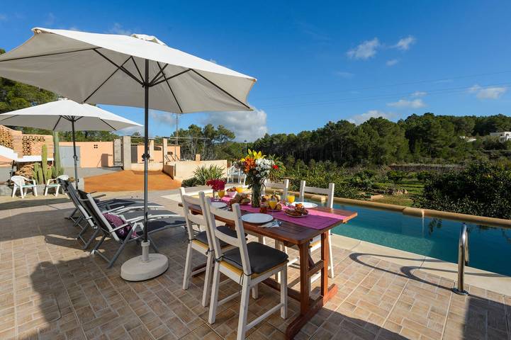 Ferienhaus für 4 Personen, mit Terrasse und Garten in St Miquel de Balansat - 4