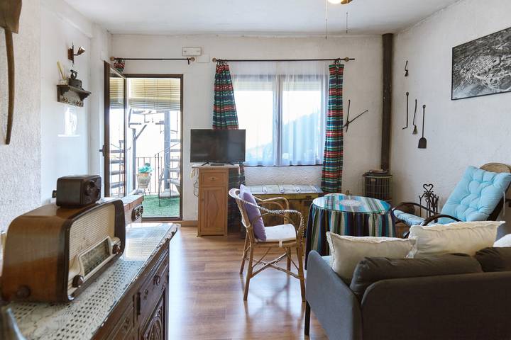 Apartamento entero, Habitación 'La Alcoba Vieja - Suite - Apto' con vistas a la montaña y terraza privada in Hornos , Parque natural de las Sierras de Cazorla y Segura