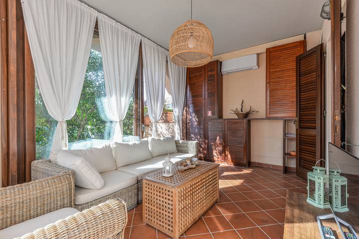 Appartement entier, Appartement 'Casa Eucalipto' près de la plage avec jardin et climatisation in Marina di Campo, Campo nell'Elba