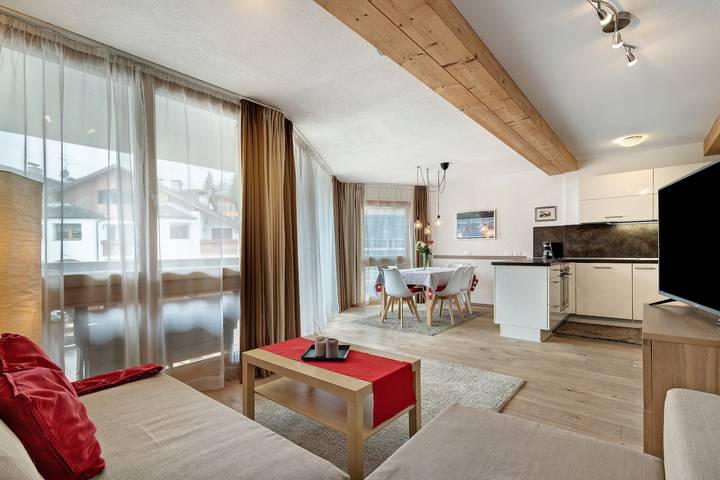 Appartamento per 6 persone, con Balcone a La Villa