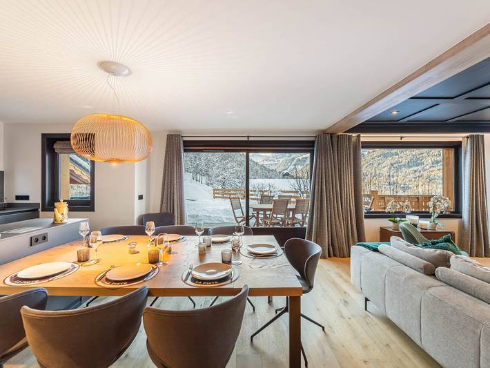 Gîte pour 10 personnes, avec terrasse et jacuzzi dans Meribel Village - 4