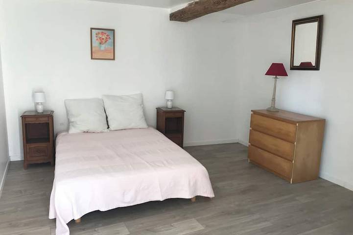Location de vacances pour 8 personnes, avec jardin à Arcy-sur-Cure - 4