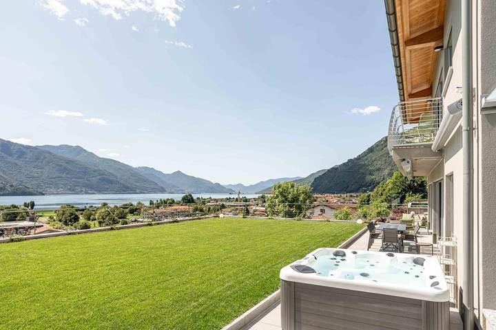 Location de vacances pour 8 personnes, avec jardin ainsi que jacuzzi et piscine à San Gregorio