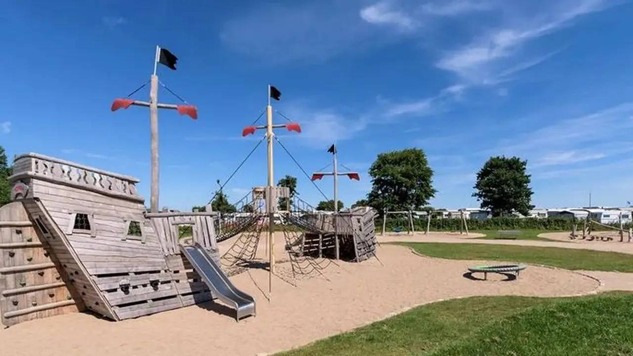 Ganze Ferienwohnung, Ferienwohnung für 2 Personen (40 m²) in Neukirchen in Sütel, Neukirchen