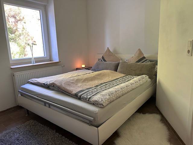 Ganze Wohnung, Neu! Kleines Glück Illingen in Illingen, Saarland