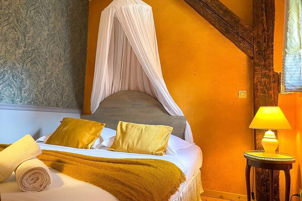 Appartement entier, La Maison Bleue - Historic house in the heart of Riquewihr. \"Le Renard\" 2 guest flat in Riquewihr, Parc naturel régional des Ballons des Vosges
