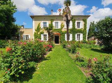 Chambre d’hôte pour 2 personnes, avec piscine et jardin dans Haute-Garonne