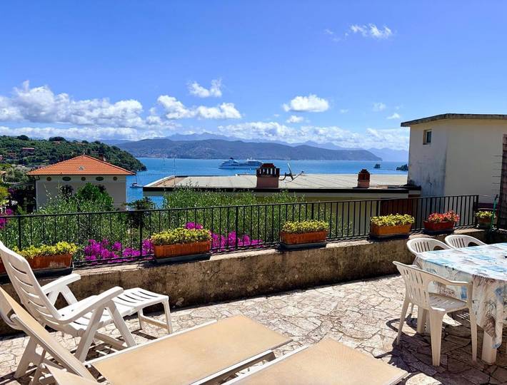 Apartamento de vacaciones para 5 personas, con vistas y terraza - 1