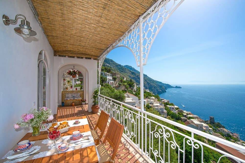 Casa Mimì in Moressa area in Praiano, Sorrento Coast
