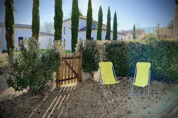 Gîte pour 4 personnes, avec jardin et terrasse, animaux acceptés à Eugénie-les-Bains
