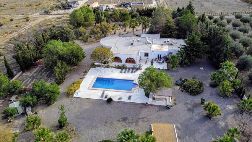 Casa rural para 4 personas, con Terraza y Jardín además de Piscina y Vistas en Tabernas