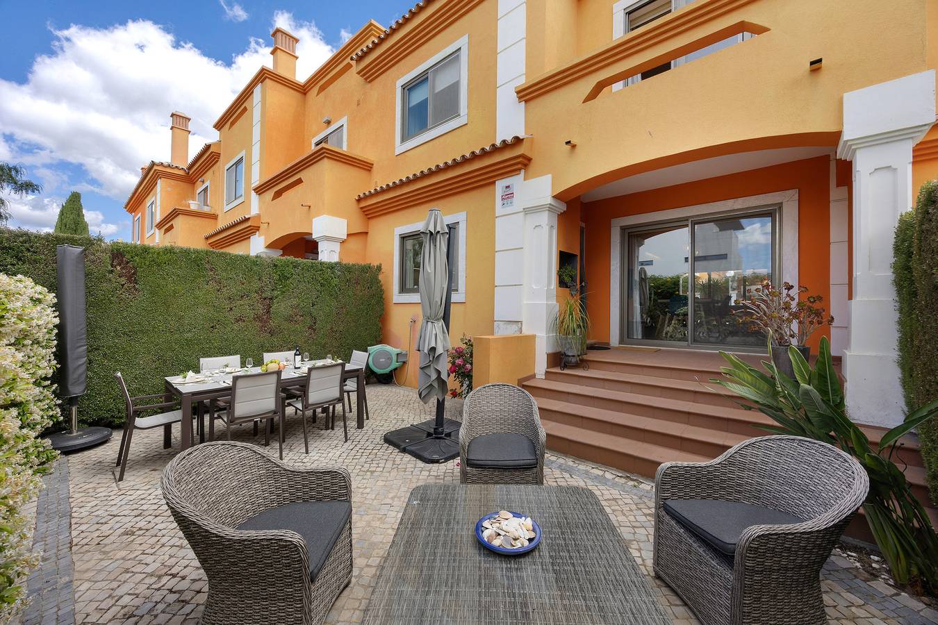 Villa 'Casa Giorianna - Luxury' com Piscina Partilhada, Wi-Fi e Ar Condicionado in Luz de Tavira, Ria Formosa
