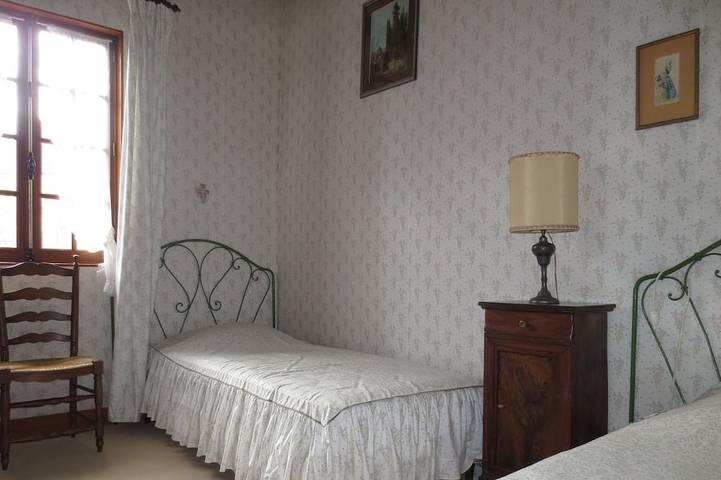 Location de vacances pour 8 personnes, avec terrasse et jardin à Bétaille - 3