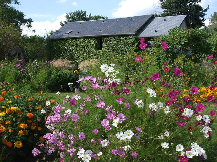Gîte pour 5 personnes, avec jardin à Sornac