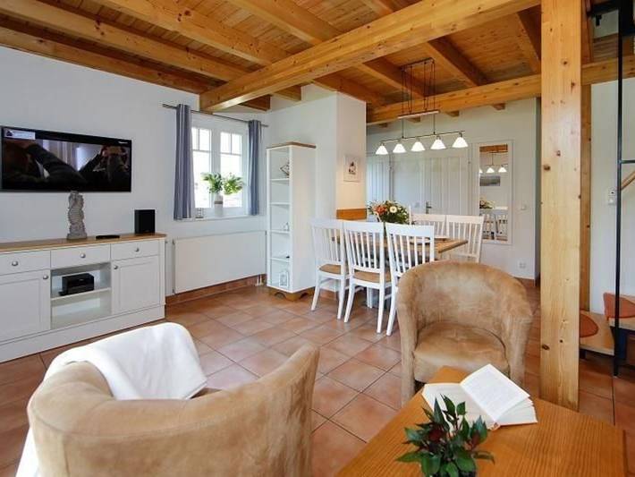 Ferienhaus für 6 Personen, mit Terrasse und Garten in Nienhagen - 2