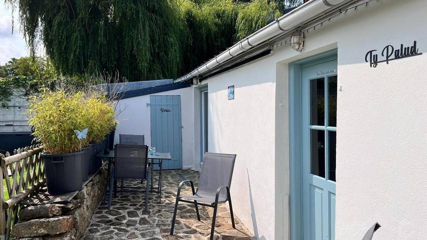 Location de vacances pour 4 personnes, avec piscine ainsi que jacuzzi et jardin dans Sainte-Anne la Palud - 2