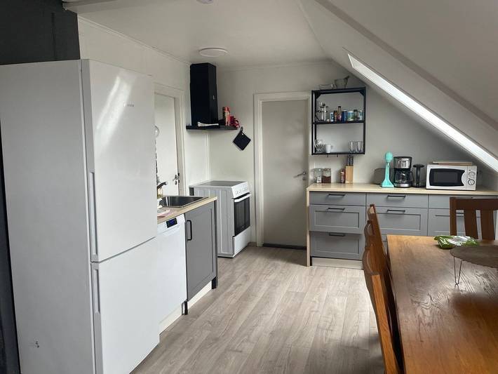 Ganze Ferienwohnung, Arctic Skyview Retreat in Tromso - with parking in Tromsø