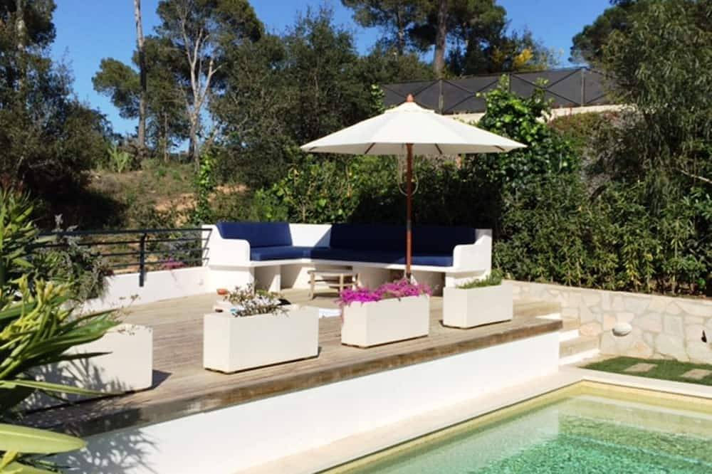 Quiet house with pool near beach in Tamariu, Costa Brava