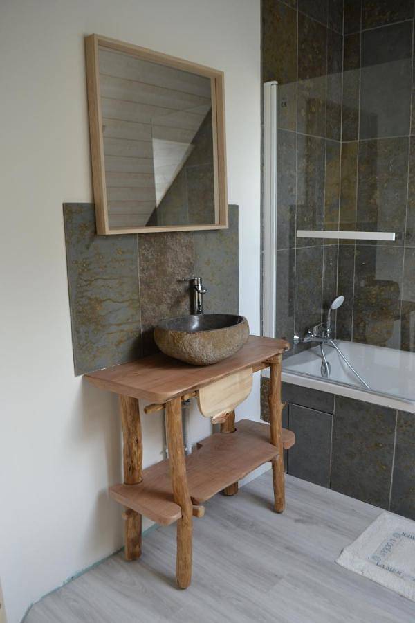Appartement de vacances entier, Twin Room with Shared Bathroom in Saint-Épain, Vallée de la Loire