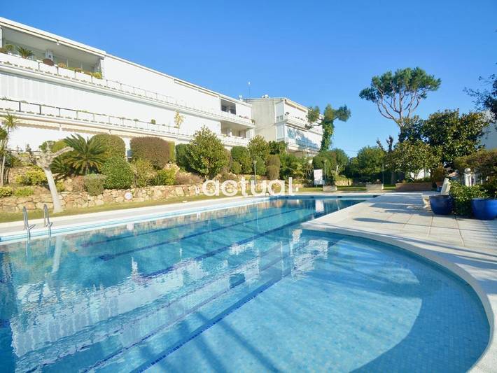 Maison de vacances pour 6 personnes, avec vue et piscine ainsi que jardin et terrasse