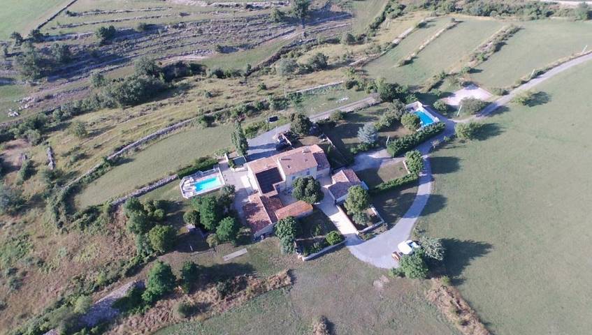 Maison de vacances pour 4 personnes, avec piscine ainsi que vue et jardin