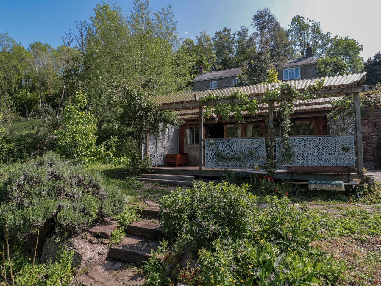 Ferryman's Lodge in Gloucestershire