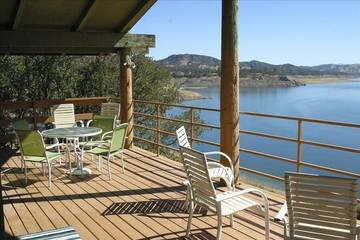Log Cabin for 10 People in Lake Nacimiento, San Luis Obispo County, Photo 3