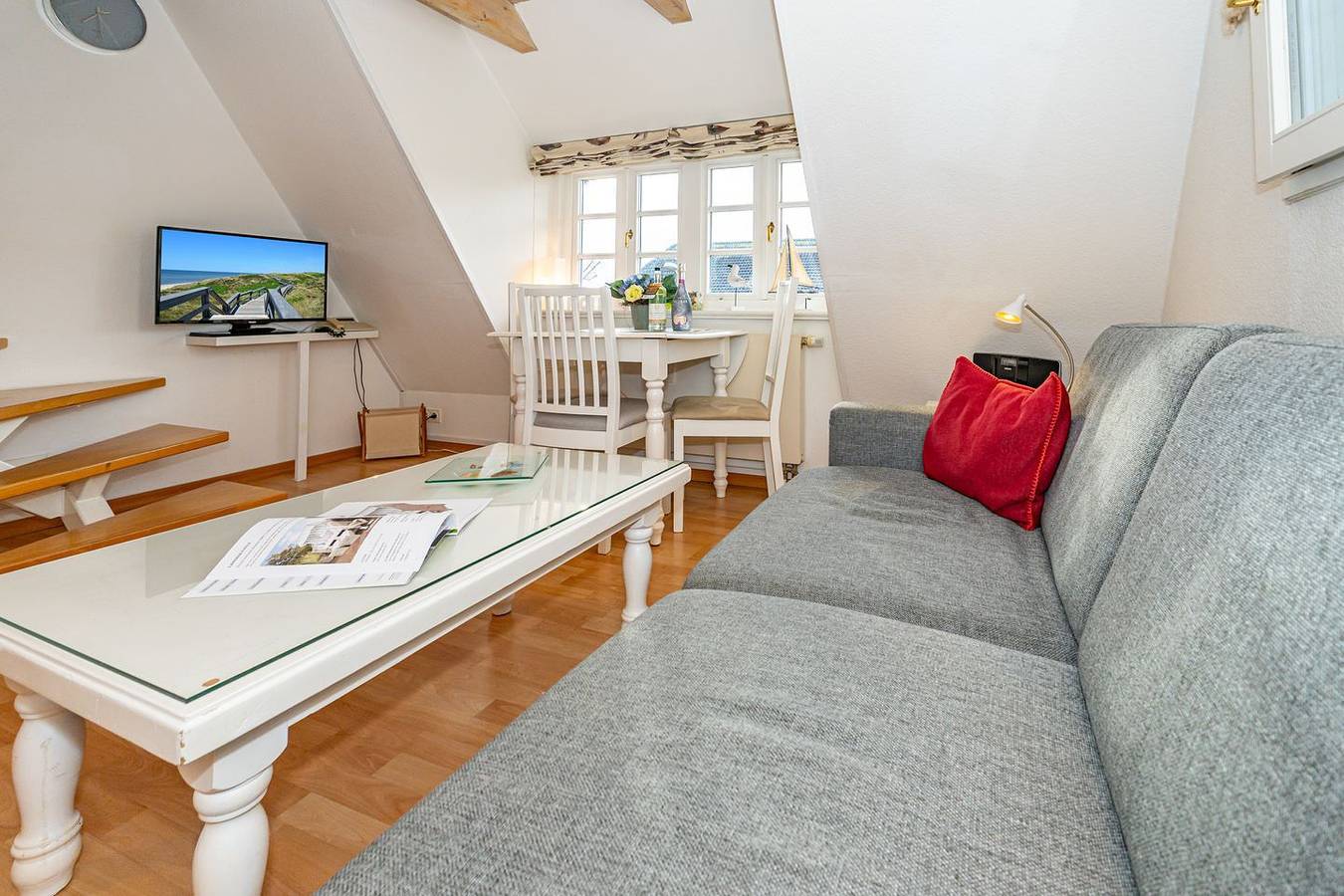 Ganze Wohnung, Ferienwohnung unter Reet für bis zu zwei Personen, in Westerland. in Westerland, Sylt (Gemeinde)