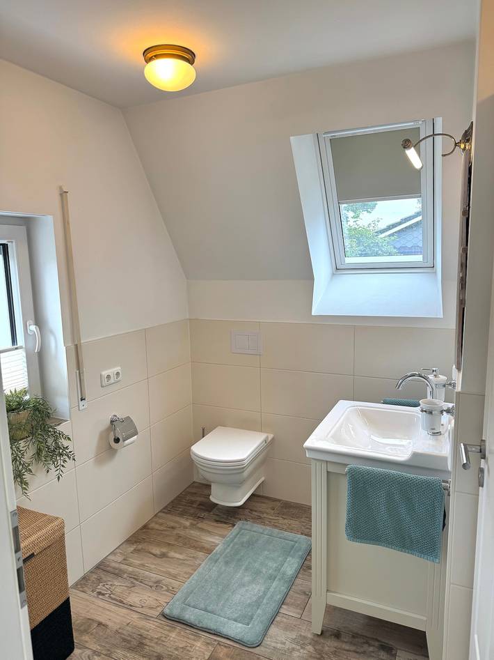 Holiday Home 'See Lodge' with Wi-Fi in Wiefelstede, Ammerland