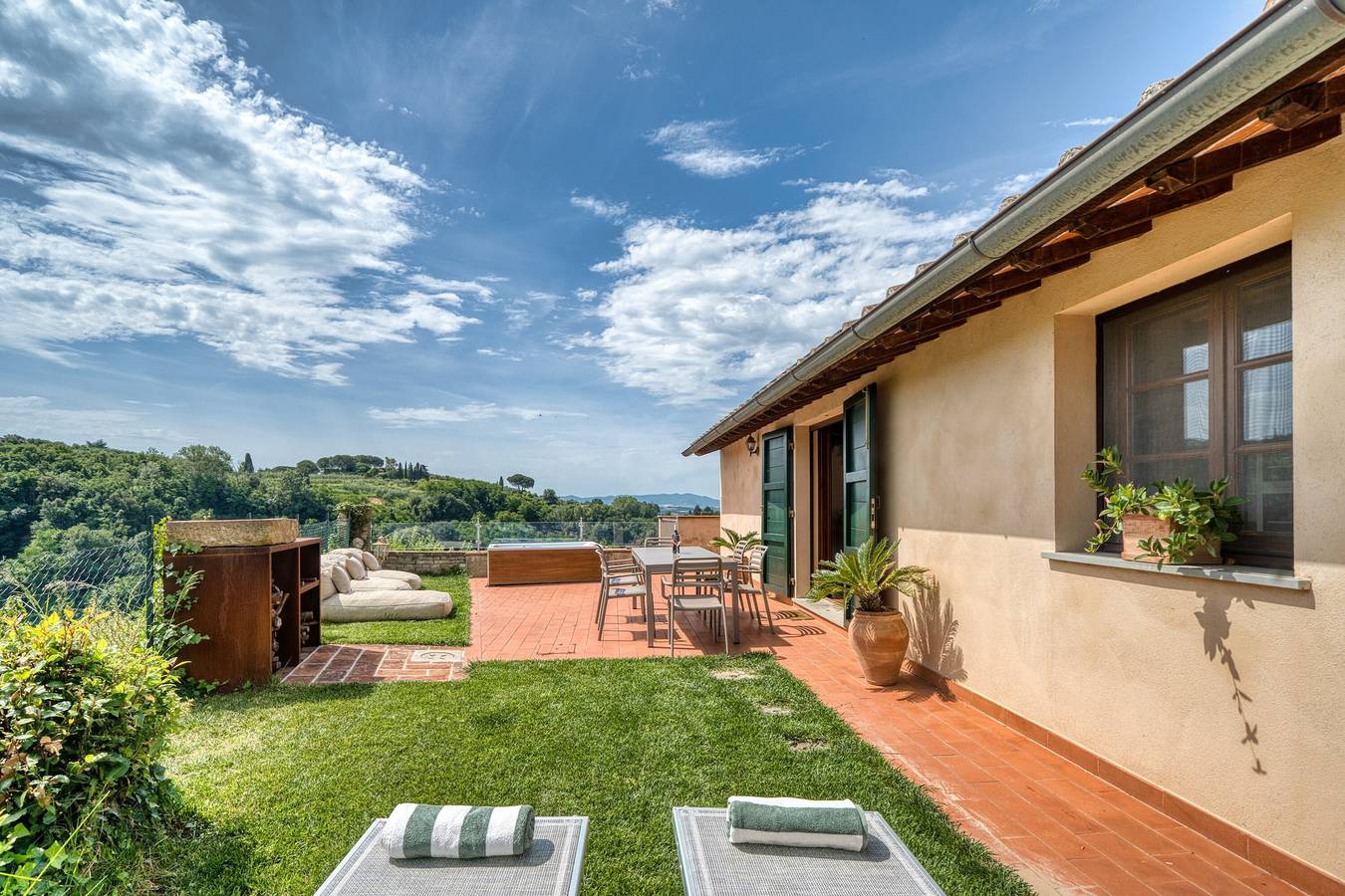 Ferienhaus 'Casa Conte Martini' mit Gemeinschaftspool, Wlan und Klimaanlage in Palaia, Pisa Provinz