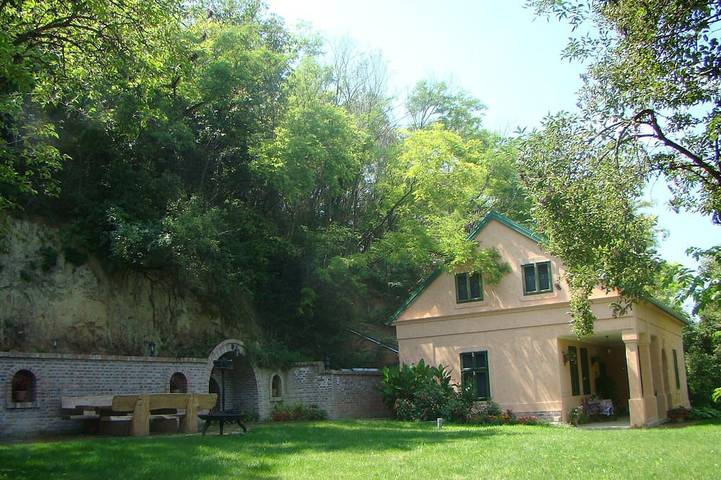Ferienhaus für 6 Personen, mit Whirlpool und Terrasse sowie Garten - 1