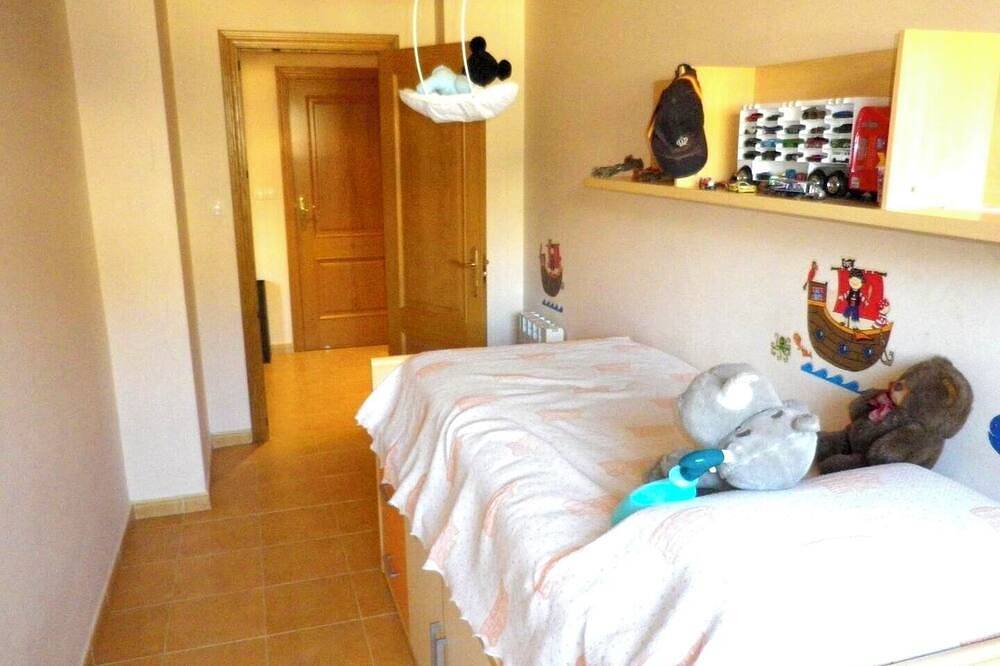 Entire apartment, Penthouse 5 minutes from everywhere. Ideal house for families with pets in Viveiro, Galician Coast